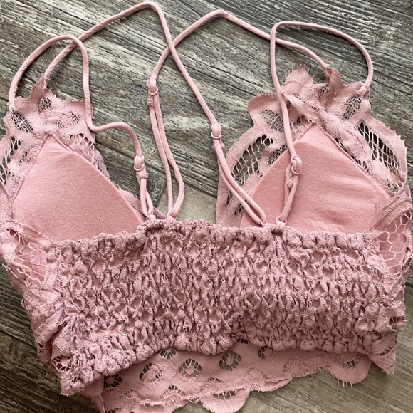 Top - Picture 2 of 2